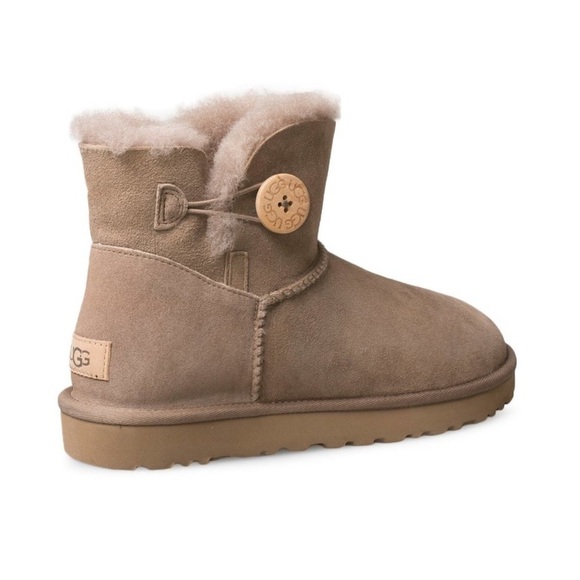 UGG MINI BAILEY BUTTON II CARIBOU BOOTS - WOMEN'S SZ. 6 AMPUTEE 1 SHOE LEFT SHOE - Picture 3 of 16
